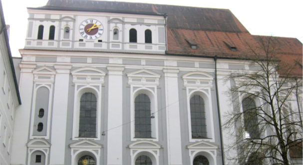 Außenaufnahme Jesuitenkirche Landshut